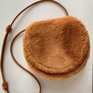 Furry Crossbody Bag with Adjustable Straps and Magnetic Clasp